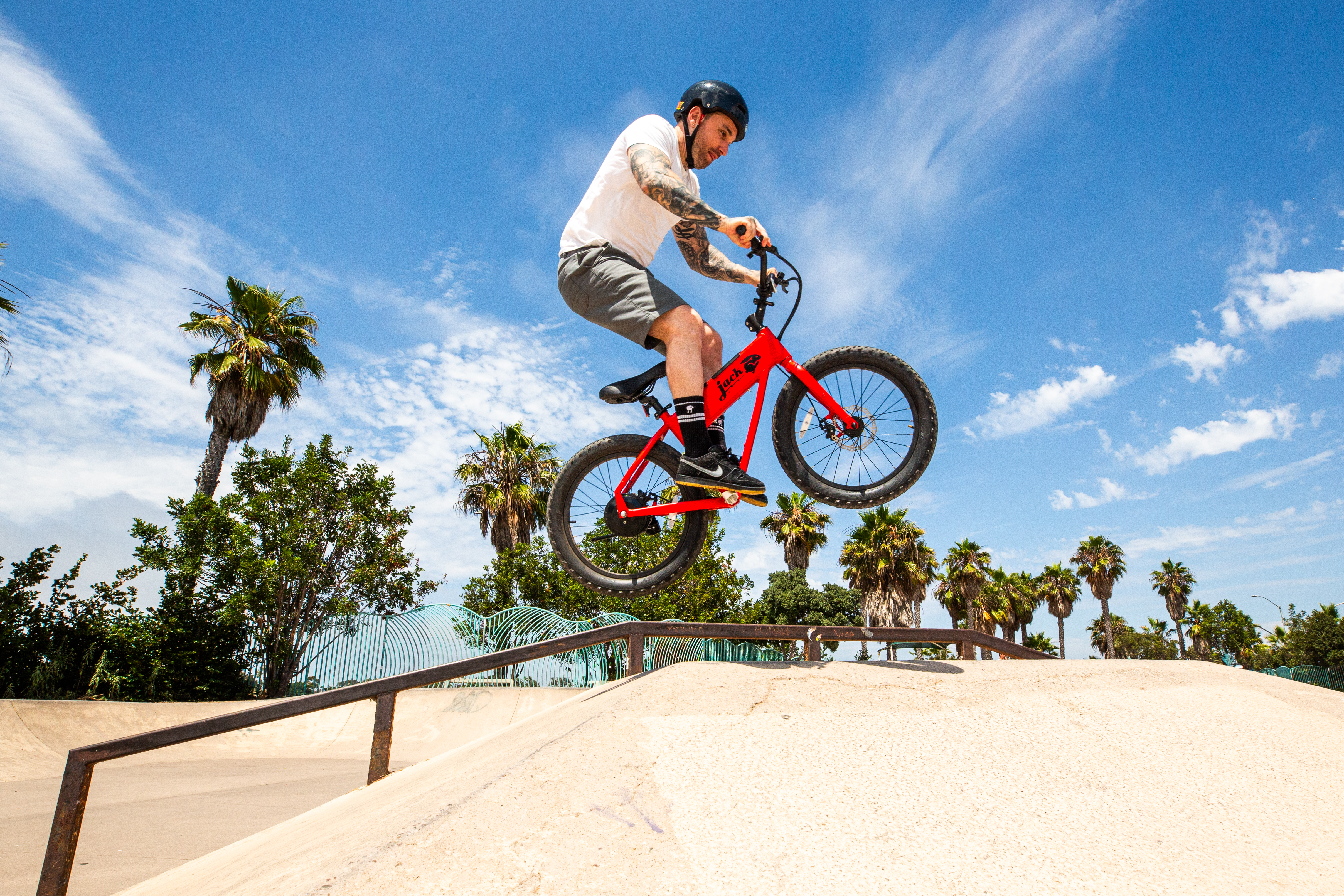 XL MICRO eBIKE JACKRABBIT XG - RED JackRabbit XG 2023, 2024